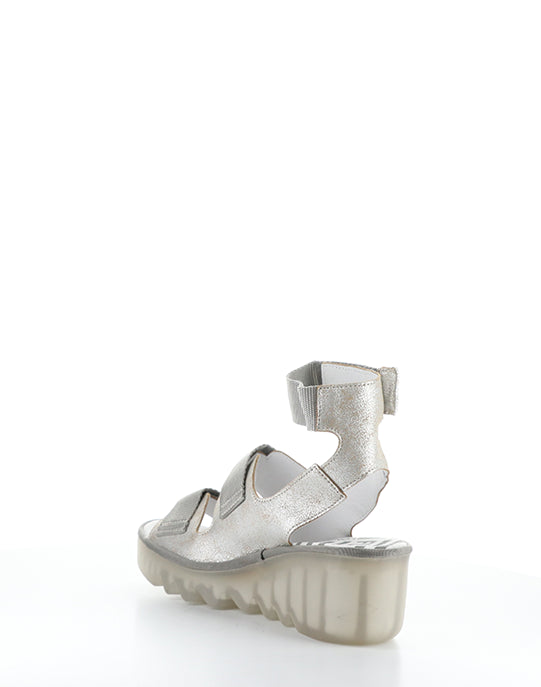 Bech474Fly 002 Pearl Cool