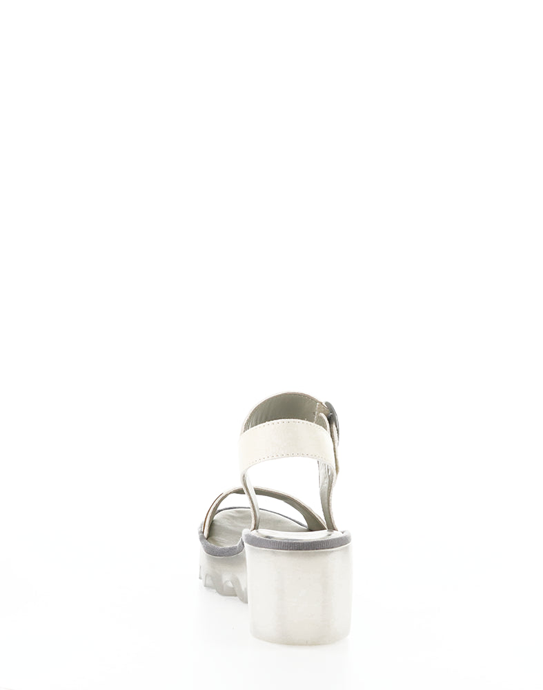 Beik618Fly 000 Off White/Pl Mousse/Cool