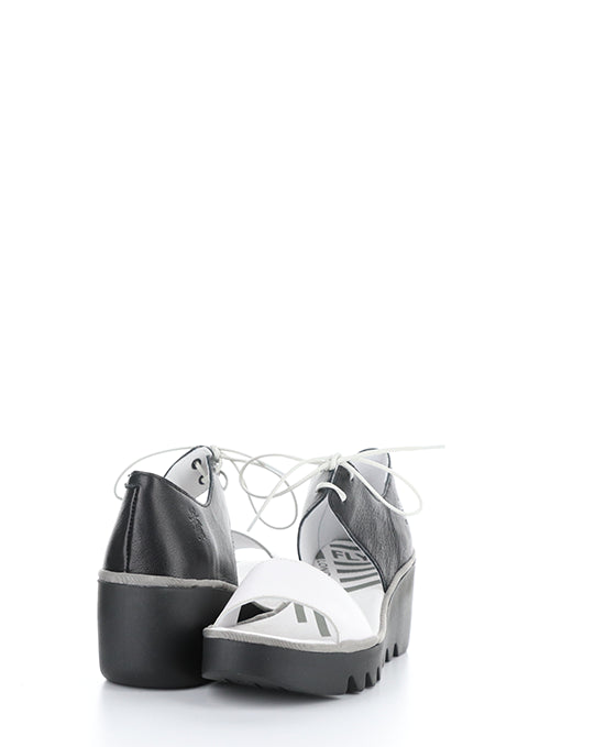Bilu465Fly 002 White/Black Mousse