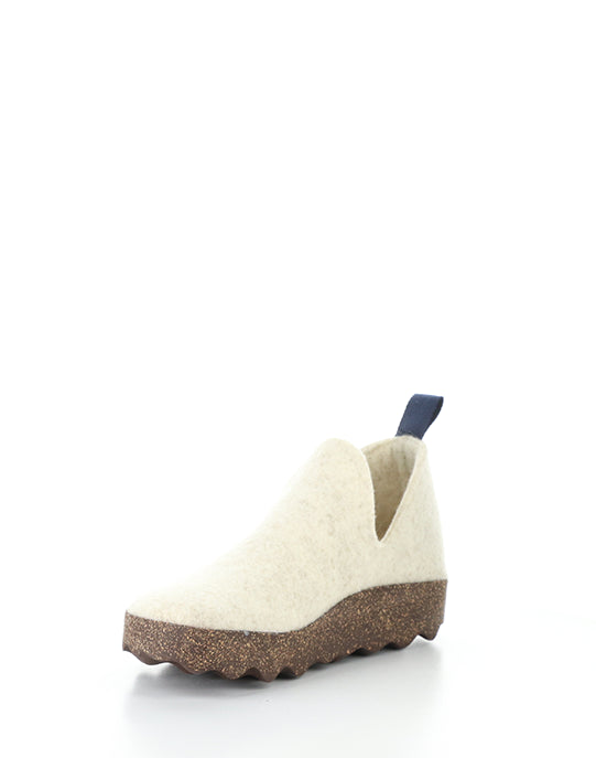City 086 White Rainraw Felt