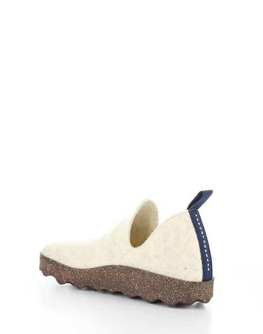 City 086 White Rainraw Felt