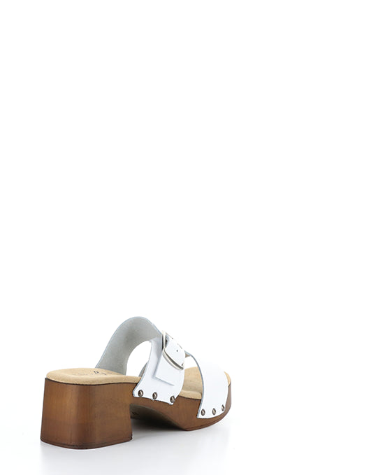 Maris White Gaucho