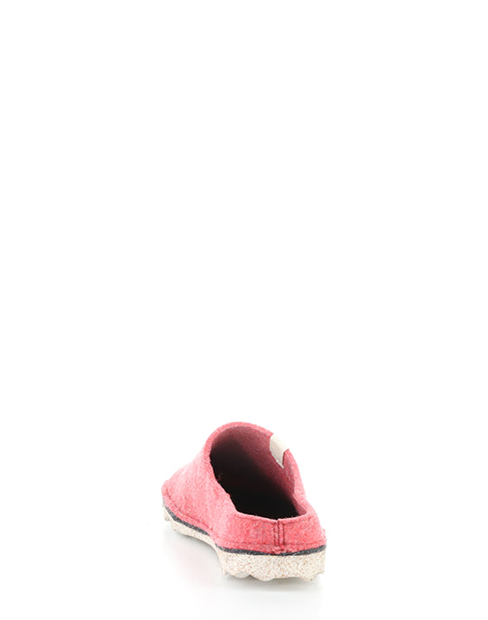 Natura306Asp 007 Ruby Red Rewooly