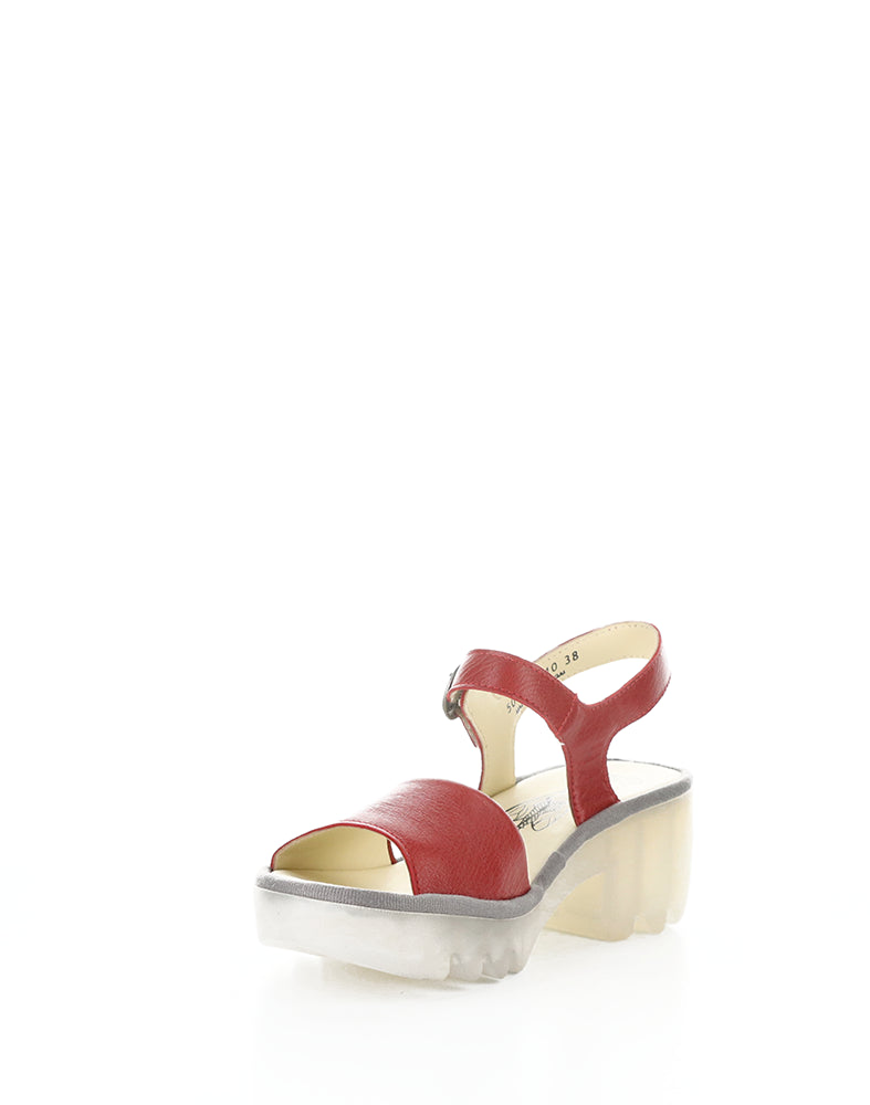 Tull503Fly 010 Lipstick Red Mousse