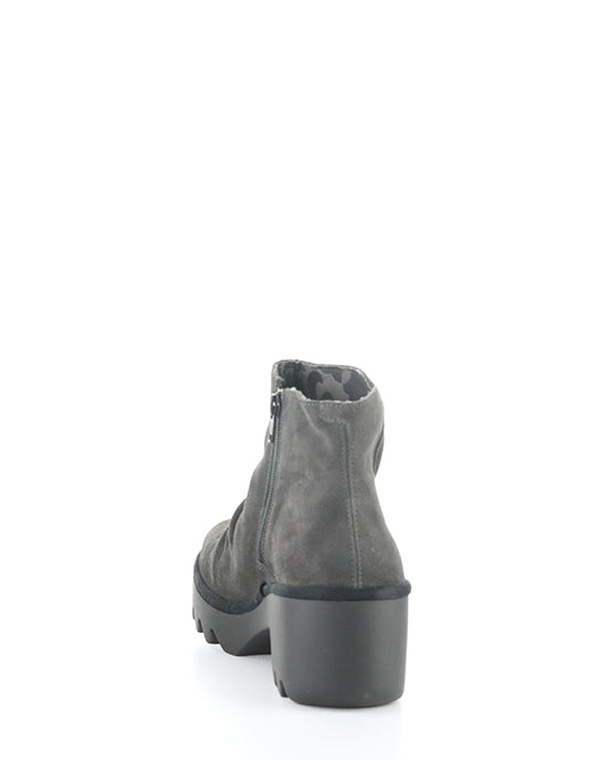 Tulp592Fly 001 Diesel Oil Suede