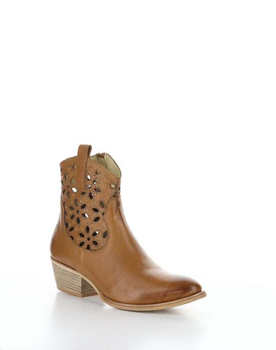 Wail290Fly 000 Camel Velvet