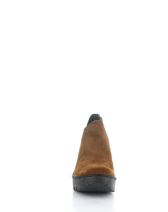 Yego400Fly 010 Camel/Navy Oil Suede