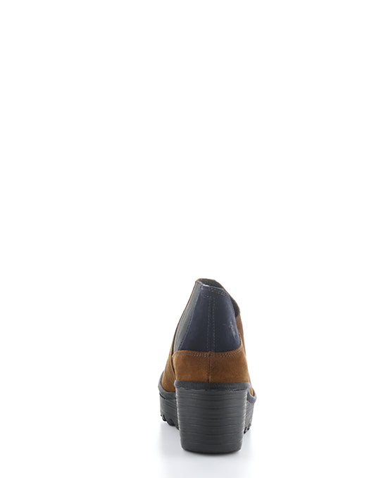 Yego400Fly 010 Camel/Navy Oil Suede