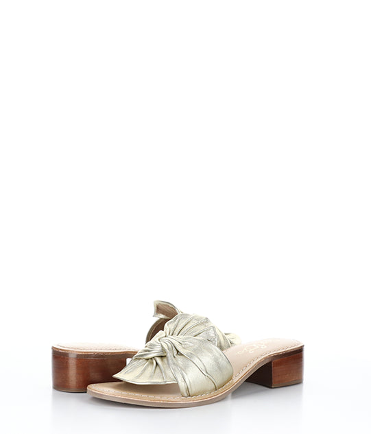 Nova Champagne Metallic Nappa