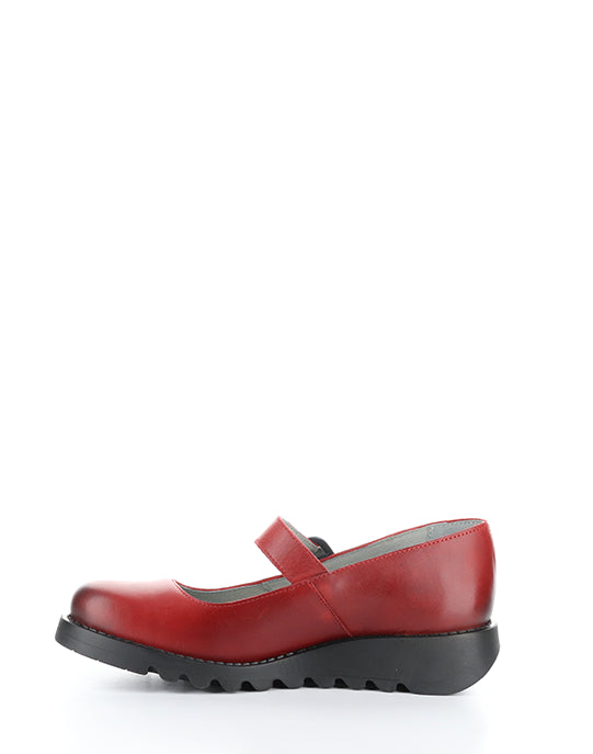 SAMP132FLY 001 RED RUG